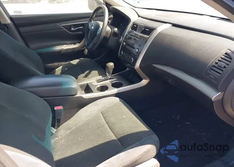 2015 Nissan Altima 2.5 S из США, поврежденный, VIN 1N4AL3AP4FN405966